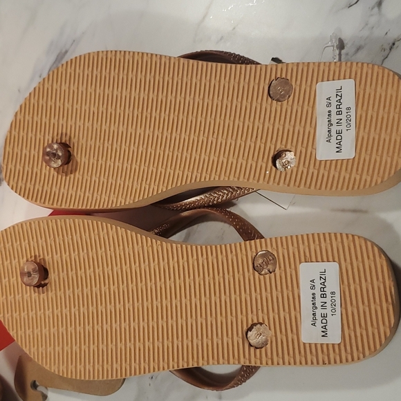 Havaianas Flip Flops - Picture 6 of 6